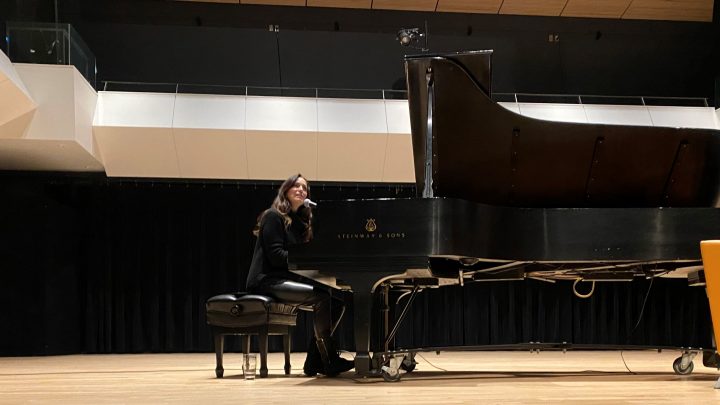 Chantal Kreviazuk on stage at piano